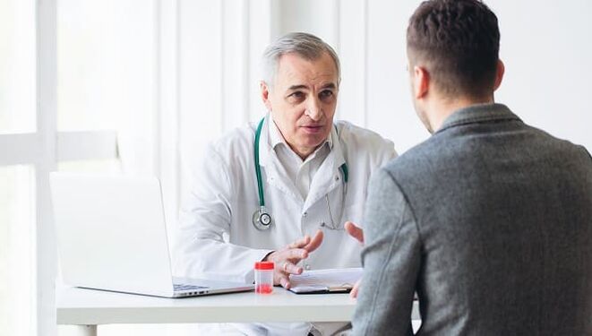 Un home no médico